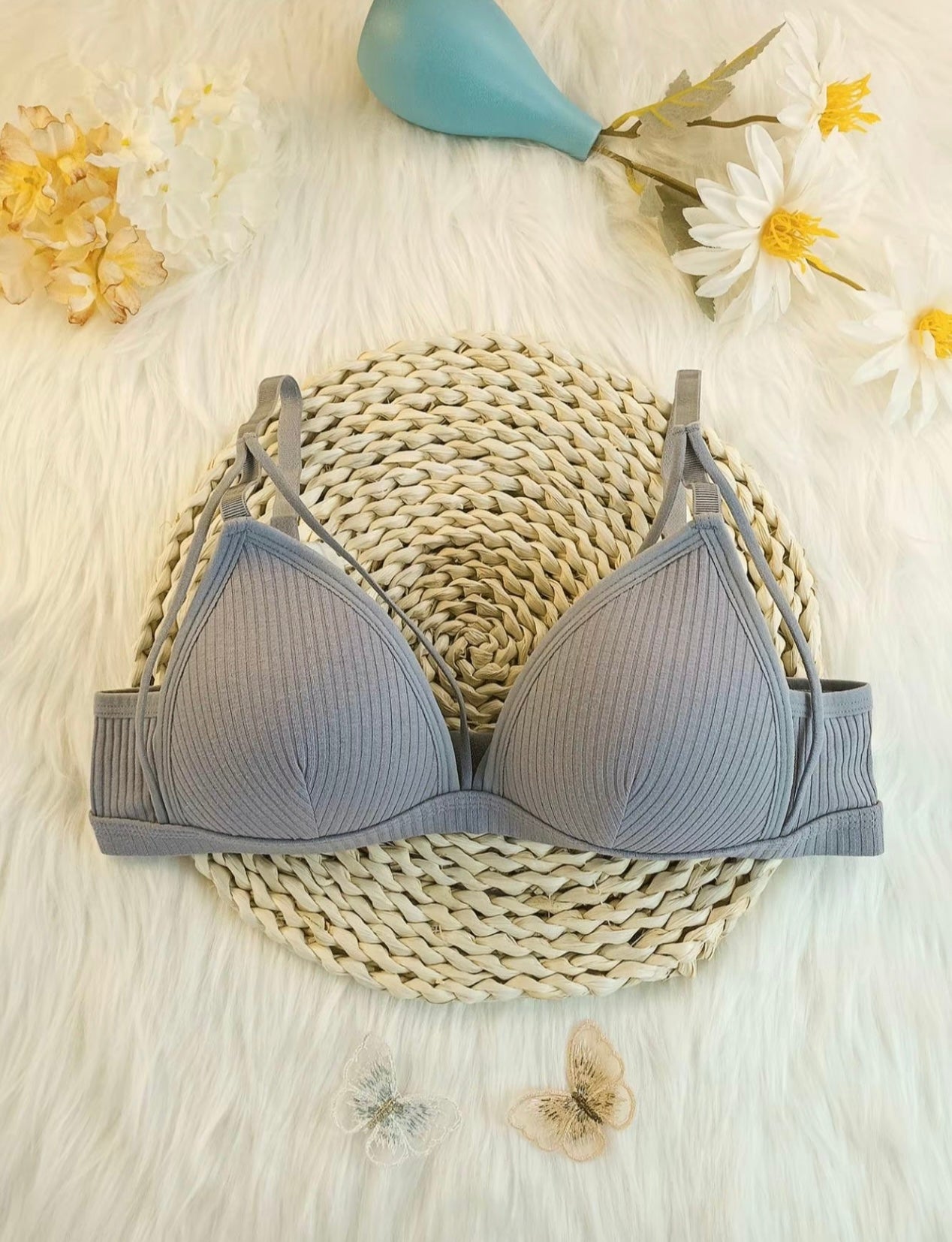 Women’s Wireless Backless Cut-Out Bra – Soft Fit, Adjustable, No Underwire, All-Day Comfort